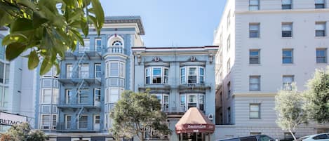 Façade de lâhĂ©bergement