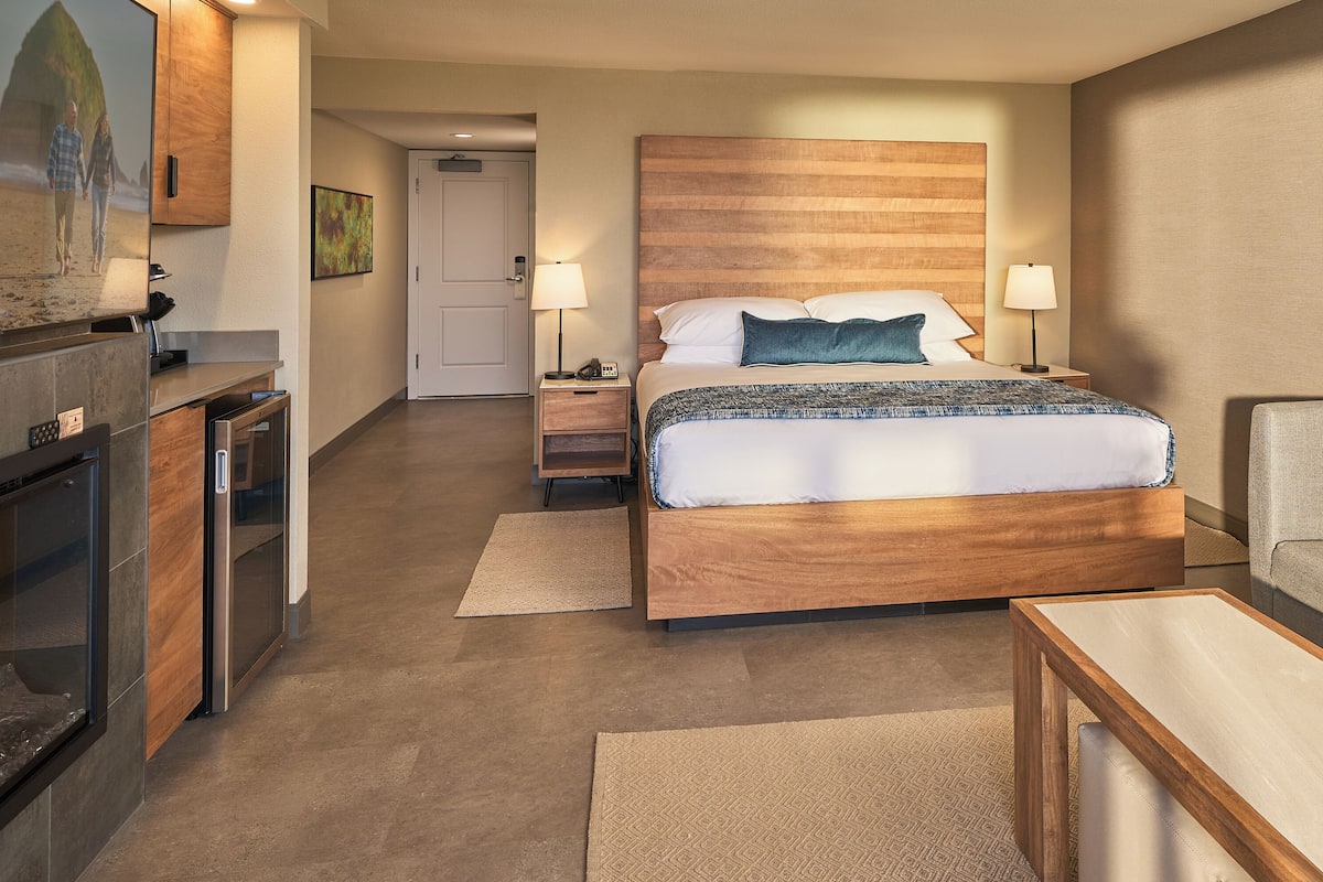 Patio King | Luxe beddengoed, een kluis op de kamer, verduisterende gordijnen