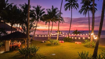 Beach bar