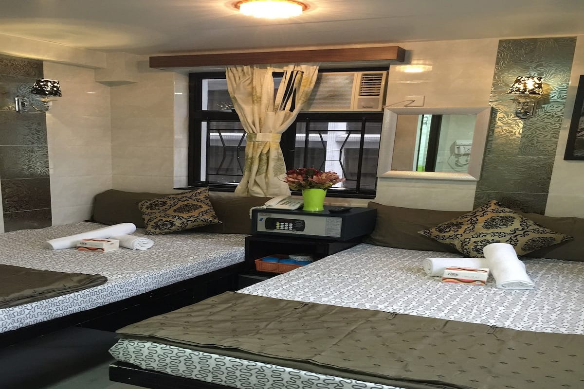 Standard Quadruple Room