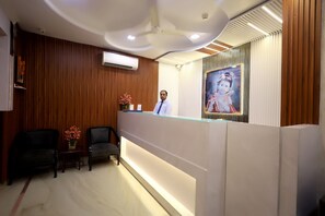 Reception - Hotel Krishna Sagar (Ghaziabad)
