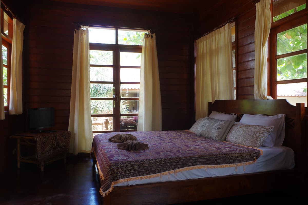 Thai House Air Con | 起居区