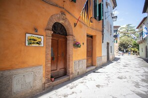 Exterior - Idolina Guest House (Montalcino)