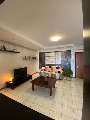 In-room safe, soundproofing, free WiFi - Residence Garda Palace (Peschiera del Garda)