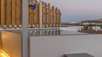 Deluxe Apartment | Terrace/patio