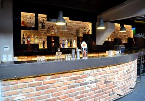 Bar (on property) - Hotel Malinowski Business (Gliwice)