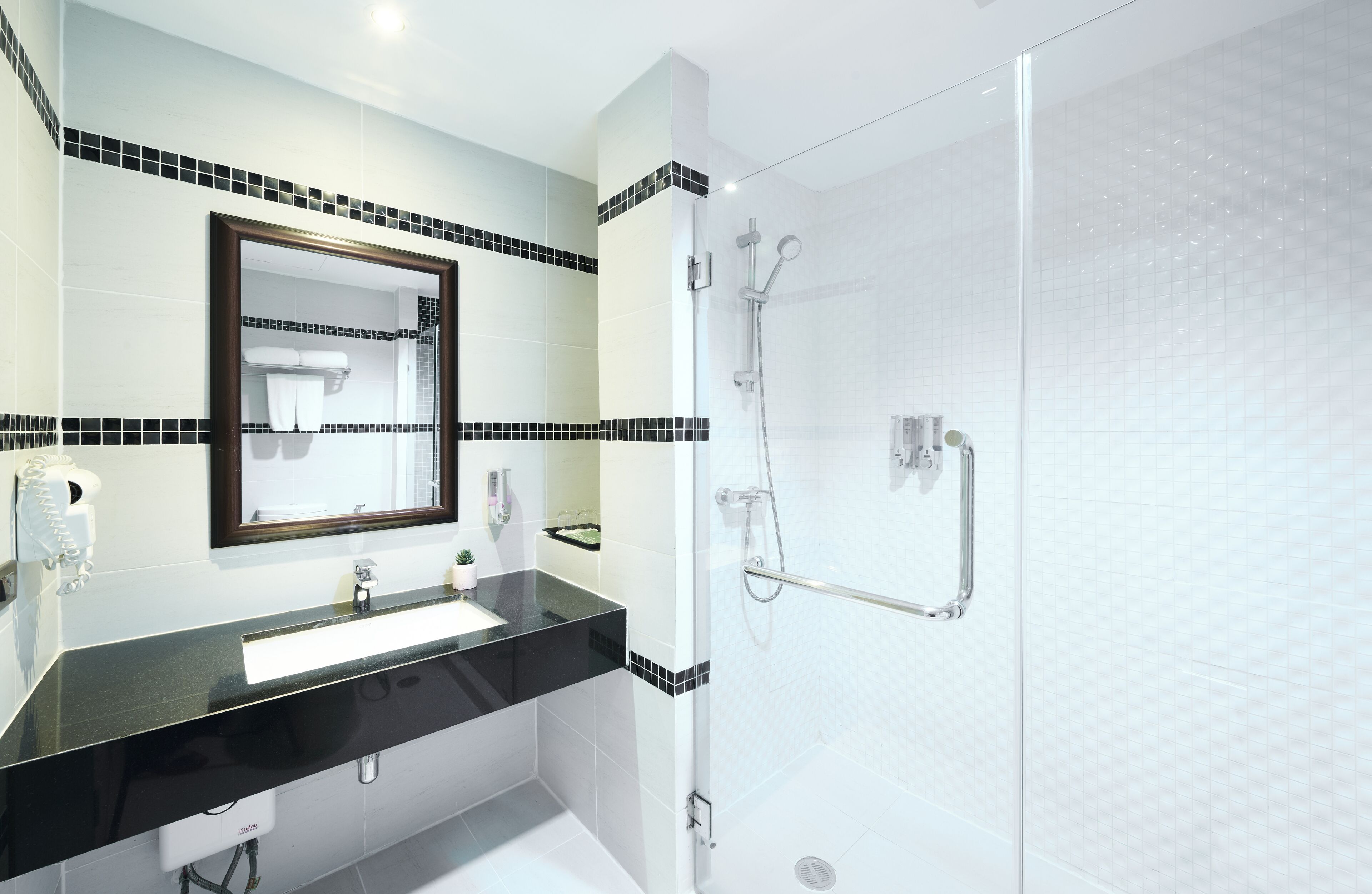 adelphi premier double | bathroom | shower, free toiletries, hair dryer, bathrobes