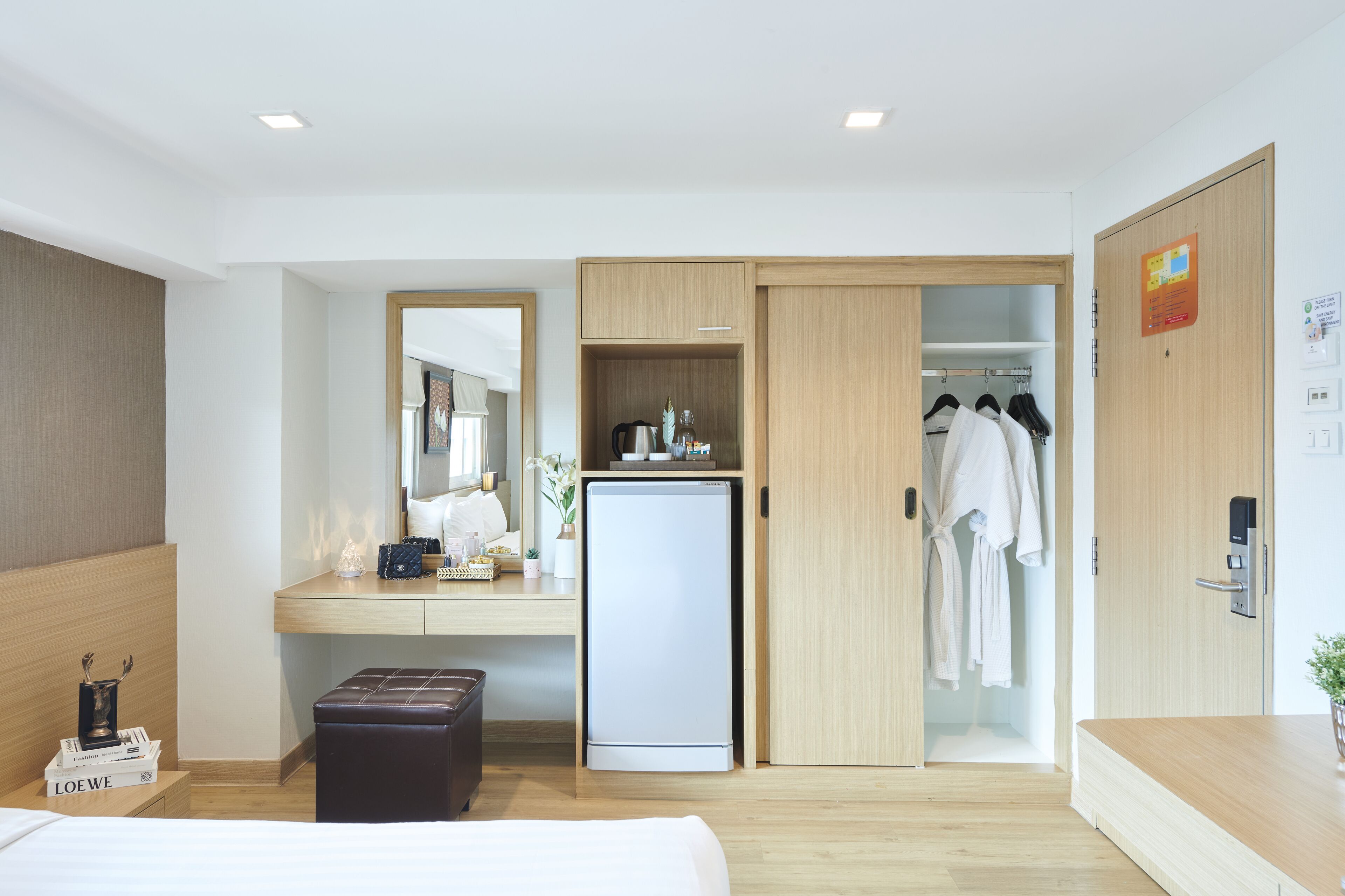 deluxe double room | room amenity