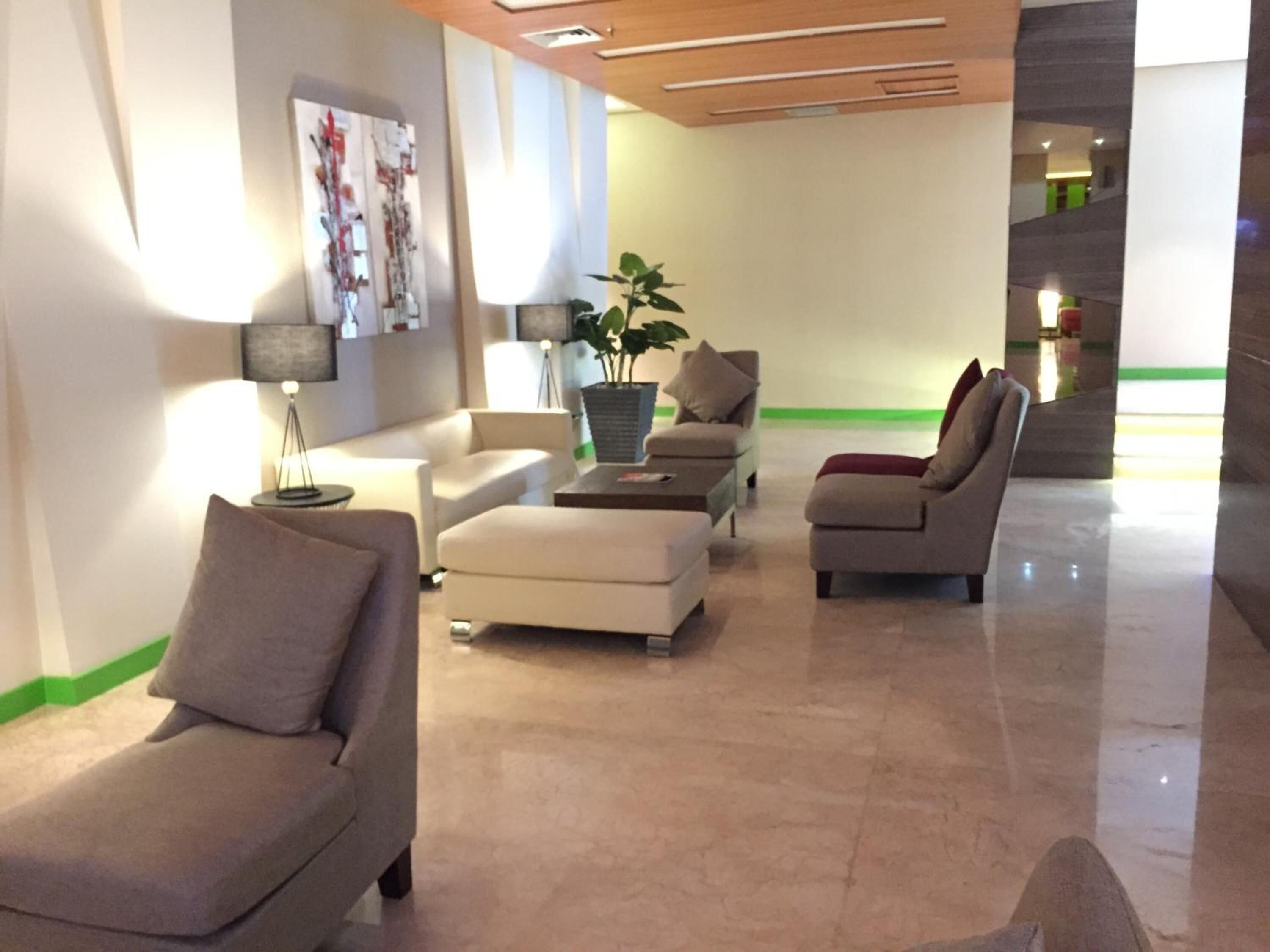 Photo - Whiz Prime Hotel Kelapa Gading