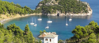 史泰法洛斯套房精品飯店