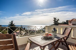 Superior Apartment, 1 Bedroom | View from property