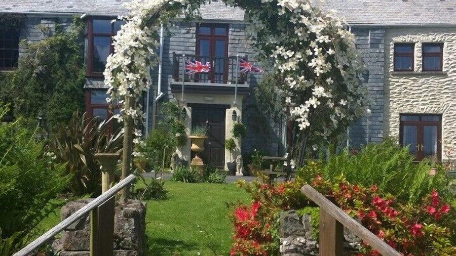 Trimstone Manor Country House Hotel