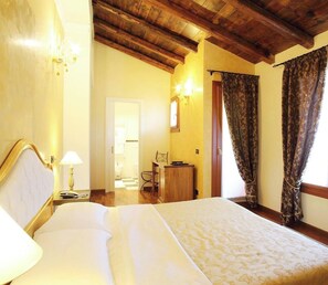 Premium bedding, minibar, in-room safe, soundproofing - Hotel Isola di Caprera (Mira)