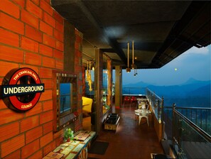 2 restaurants, international cuisine - The Panoramic Getaway (Devikolam)