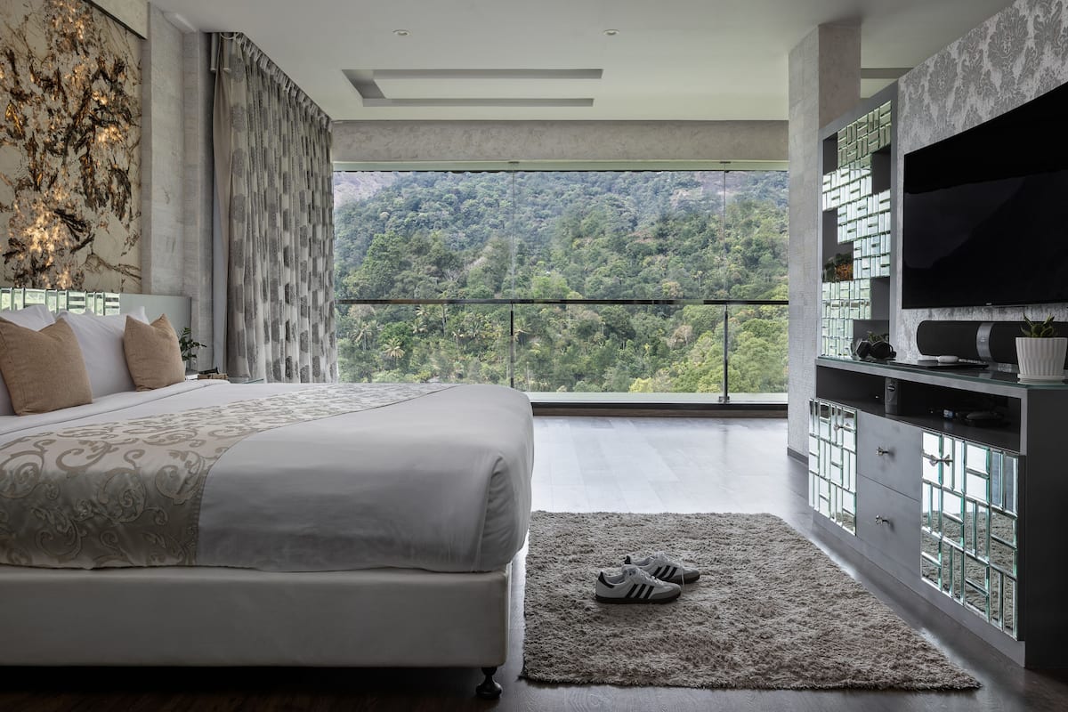 Ropa de cama de alta calidad y minibar