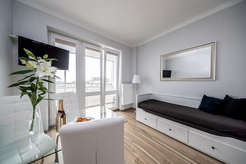 Suite Studio Confort, 1 lit double et 1 canapé-lit