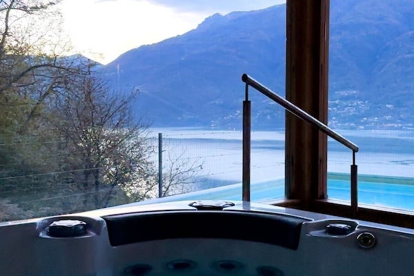 Una bañera de hidromasaje