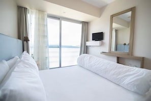 Habitación estándar, vista al mar, frente al mar | Ropa de cama de alta calidad, insonorización y wifi gratis