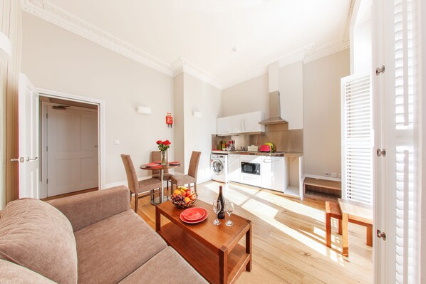 Flat-screen TV - Apartments Inn London Lancaster (London)