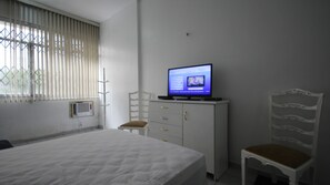 Appartement, 1 slaapkamer | 1 slaapkamer, een strijkplank/strijkijzer, gratis wifi