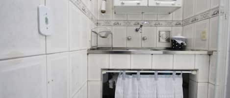 Apartment, 1 Bedroom | Private kitchen | Fridge, microwave, stovetop, coffee/tea maker