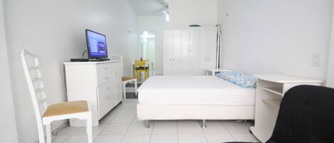 Apartment, 1 Bedroom | 1 bedroom, iron/ironing board, free WiFi