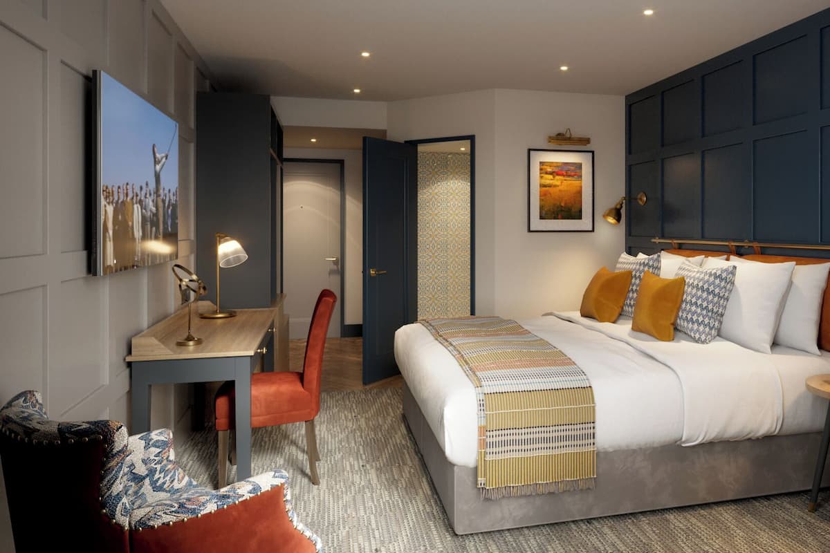 Premium bedding, in-room safe, desk, soundproofing