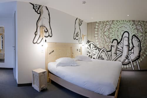 Double Room | Desk, blackout curtains, iron/ironing board, free cots/infant beds