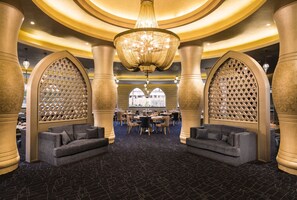 14 restaurants, breakfast, lunch, dinner served; seafood - Rixos Premium Seagate (Sharm El Sheikh)