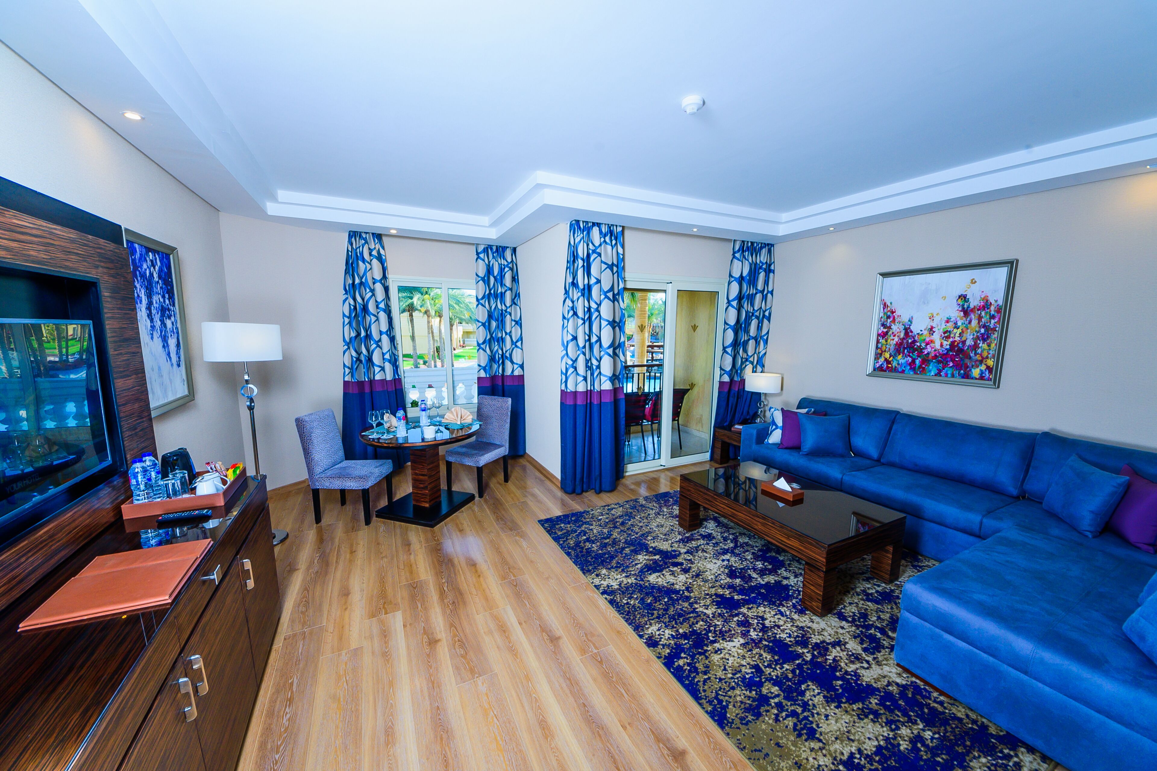 lcd tv, table football, ping pong