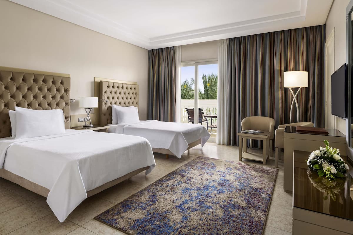 Free minibar, in-room safe, blackout drapes, soundproofing