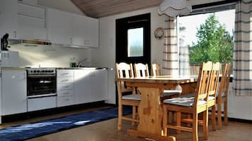 Standard Cottage, 2 Bedrooms | Private kitchen | Fridge, microwave