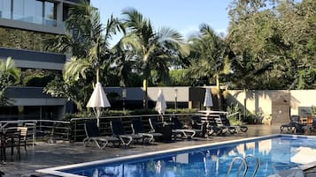 Udendørs pool
