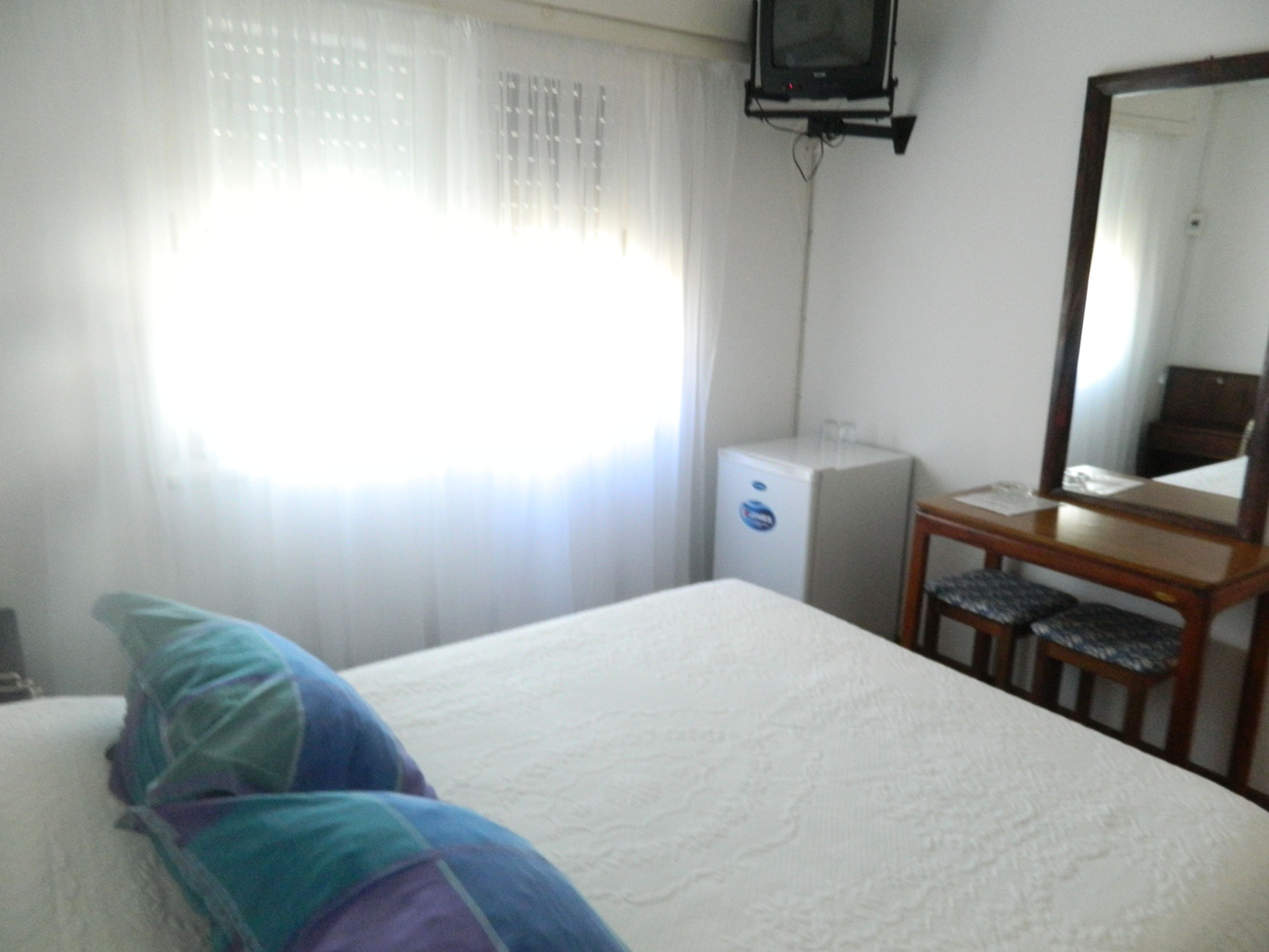 minibar, in-room safe, free wifi, bed sheets