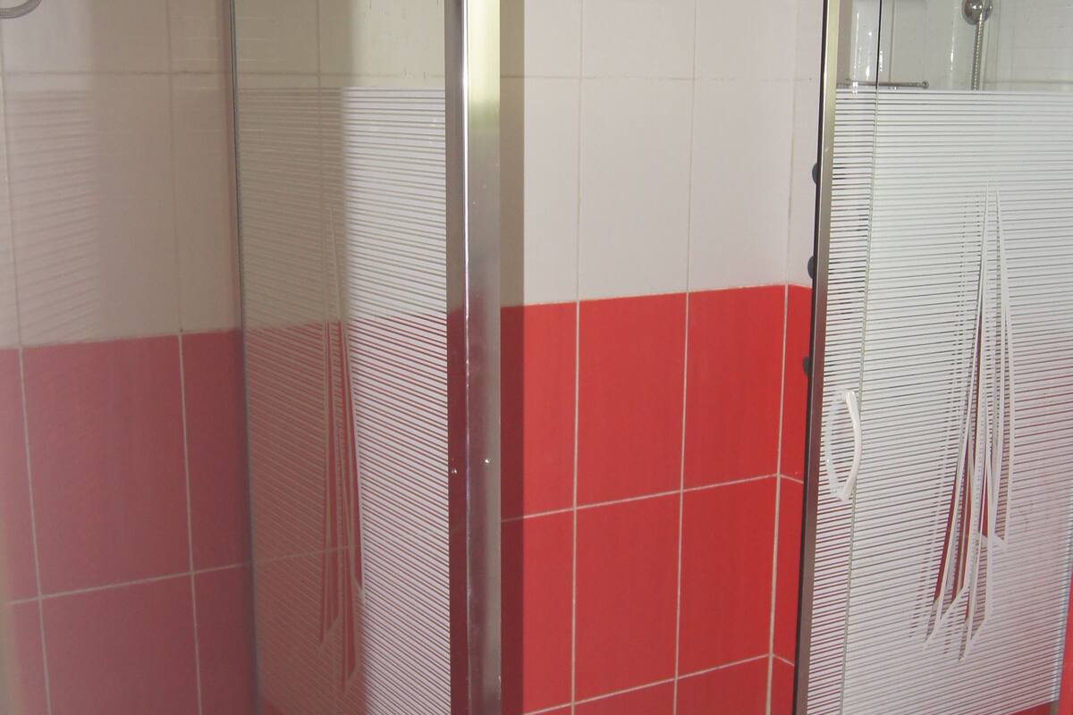 shower, free toiletries, hair dryer, bathrobes