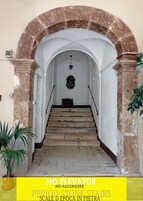 Esterni