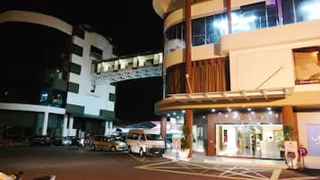 Front of property - evening/night