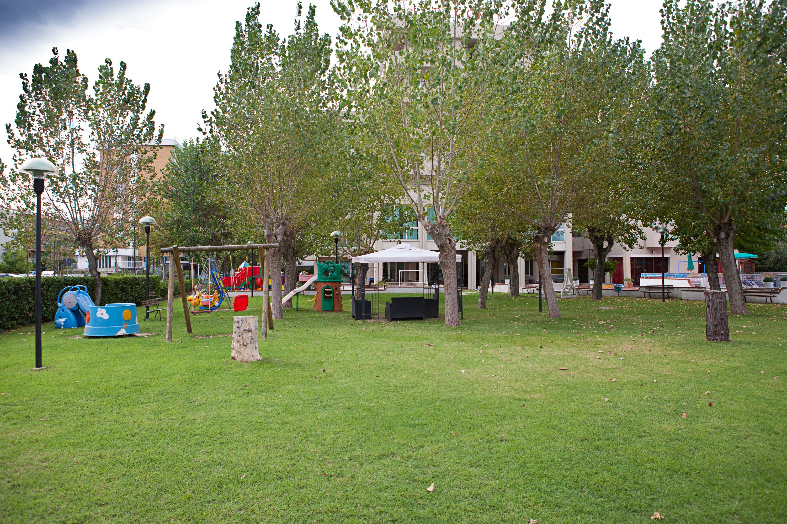 Children’s play area – outdoor