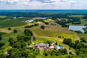 Exterior - Albemarle Estate at Trump Winery (Charlottesville)