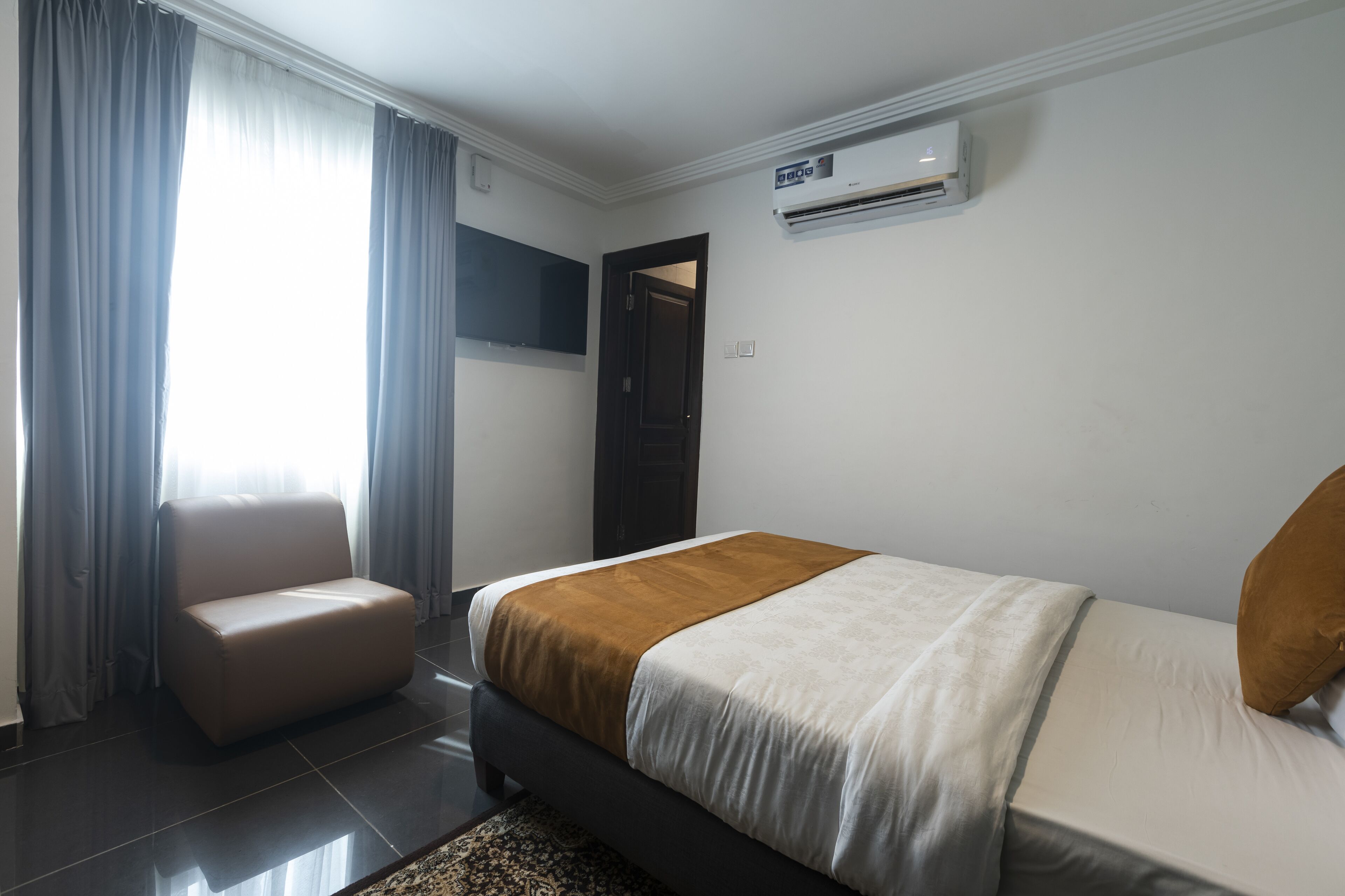 Standard Single Room | Premium bedding, minibar, in-room safe, desk