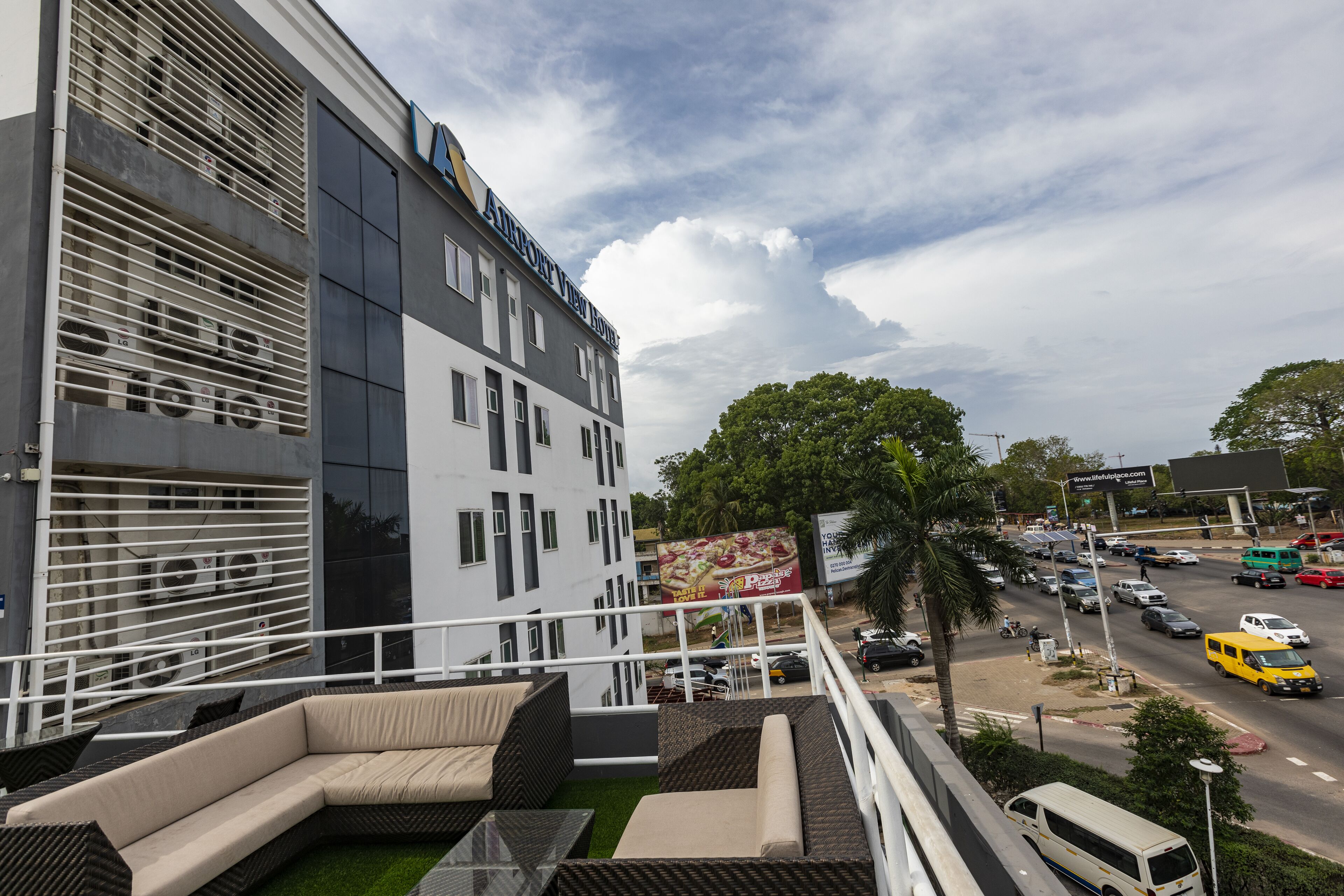 Photo - Airport View Hotel