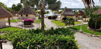 Bacalar Lagoon Resort