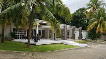 Façade de lâhĂ©bergement