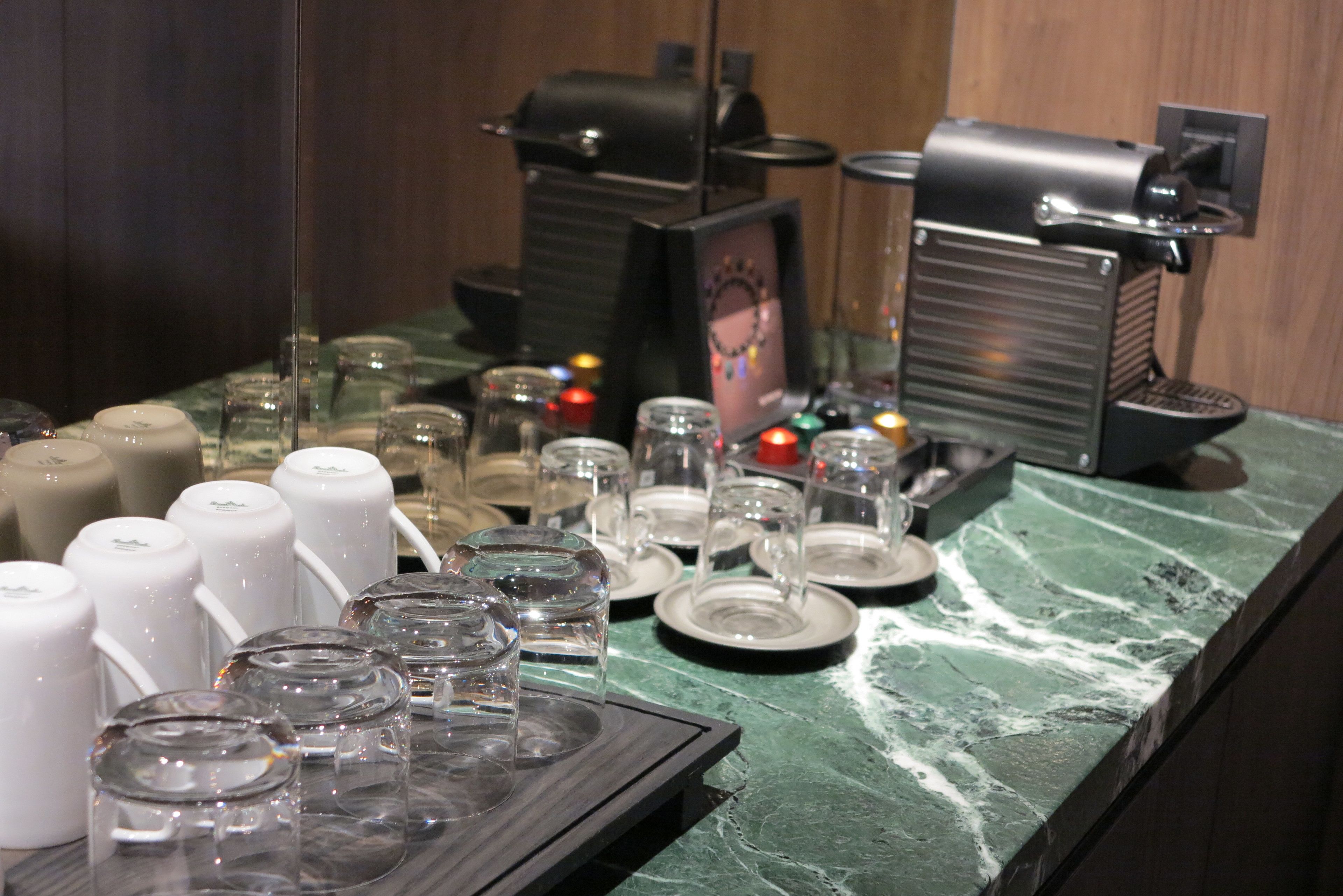 suite (no amenity and housekeeping ) | room amenity