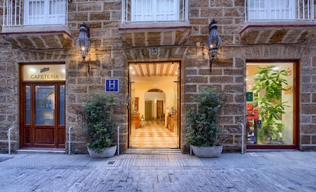 Fachada de la propiedad