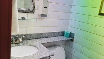Standard Double Room | Bathroom sink