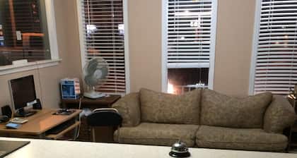 Budget Inn