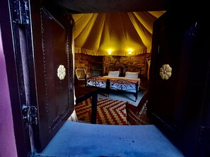 2 bedrooms, in-room safe, desk, soundproofing - Pukhraj Garh Jodhpur (Luni)