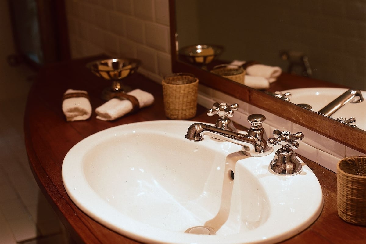 premium double or twin room | bathroom sink