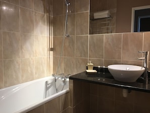 Bathroom - Essentiel Spa (Arles)
